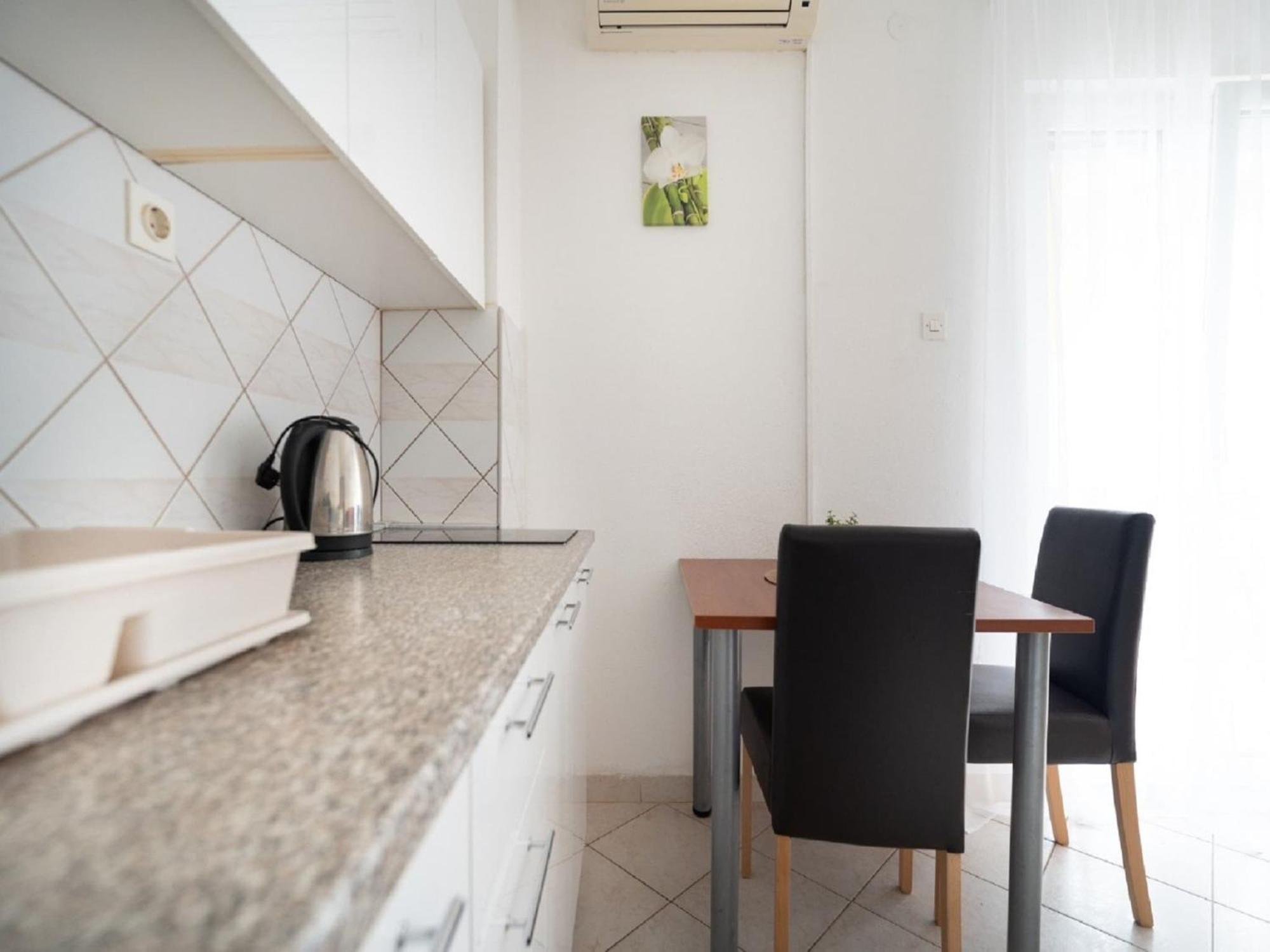 Apartments Milic - One Bedroom Apartment With Sea View And Terrace Gornji Karin Exteriör bild