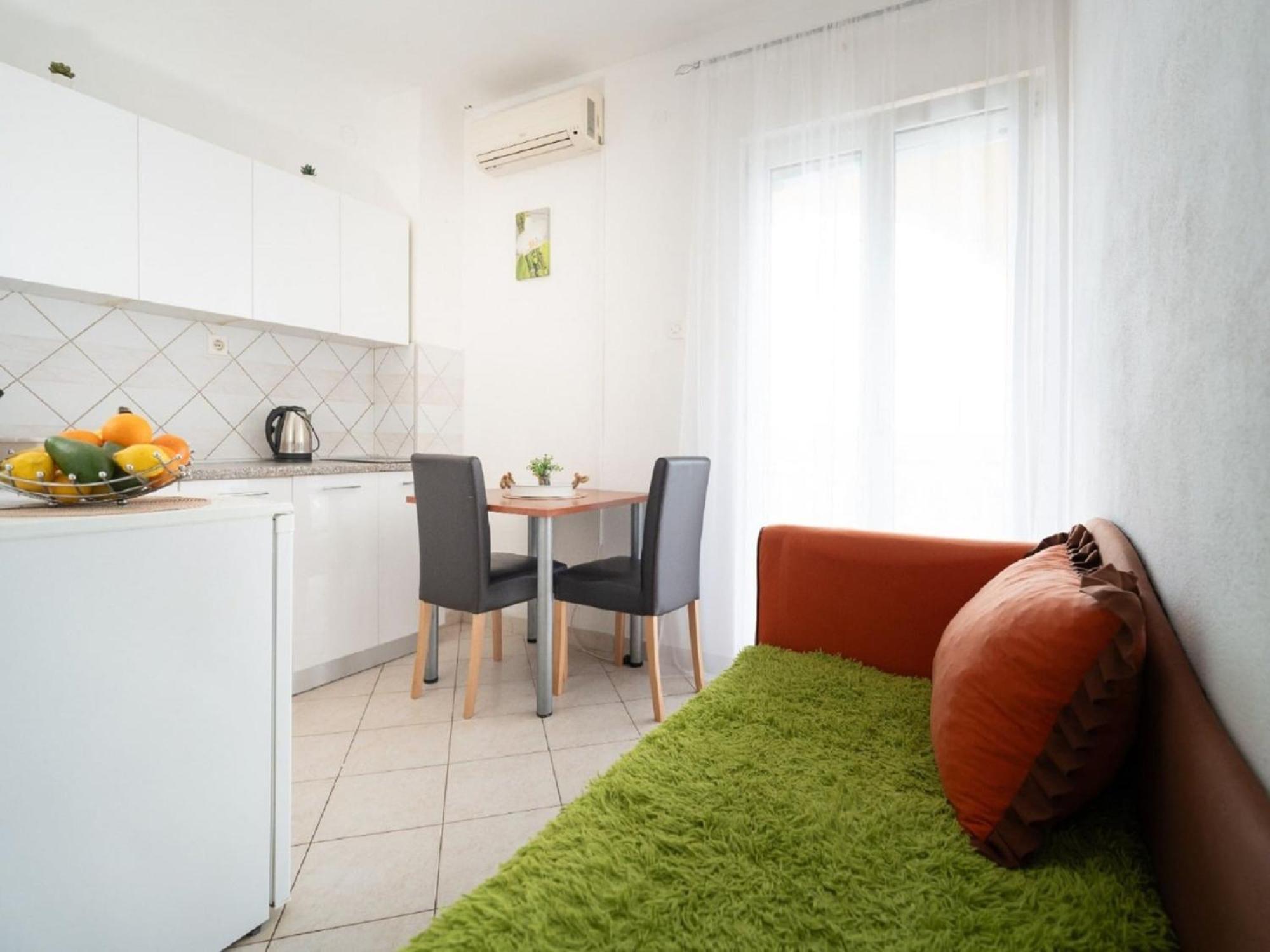 Apartments Milic - One Bedroom Apartment With Sea View And Terrace Gornji Karin Exteriör bild